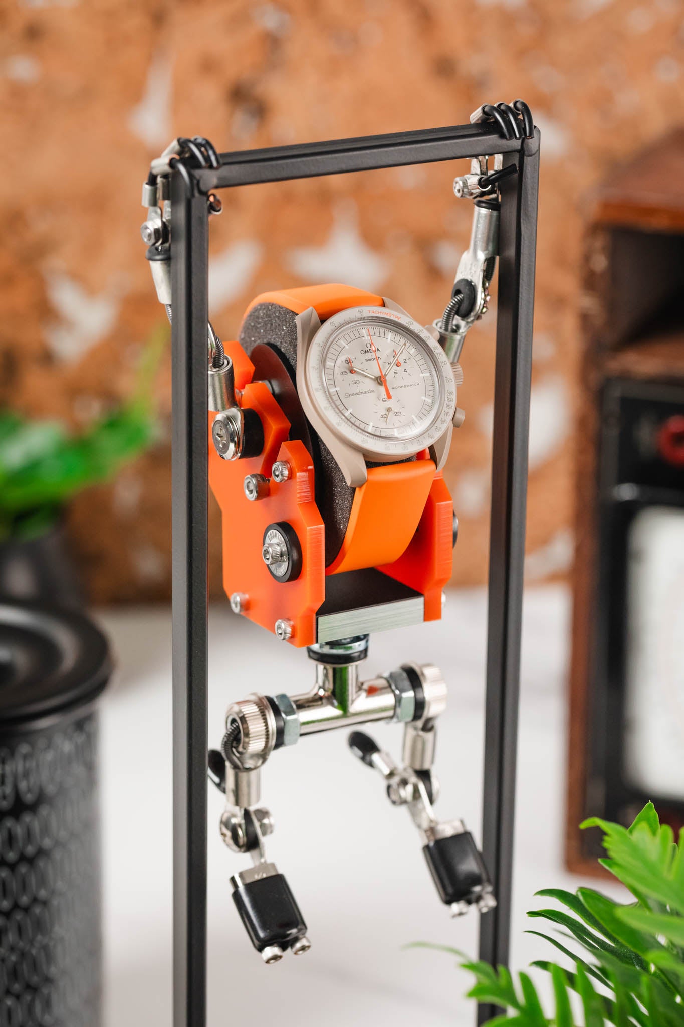 ROBOTOYS - JEFF - ORANGE - Watch display stand