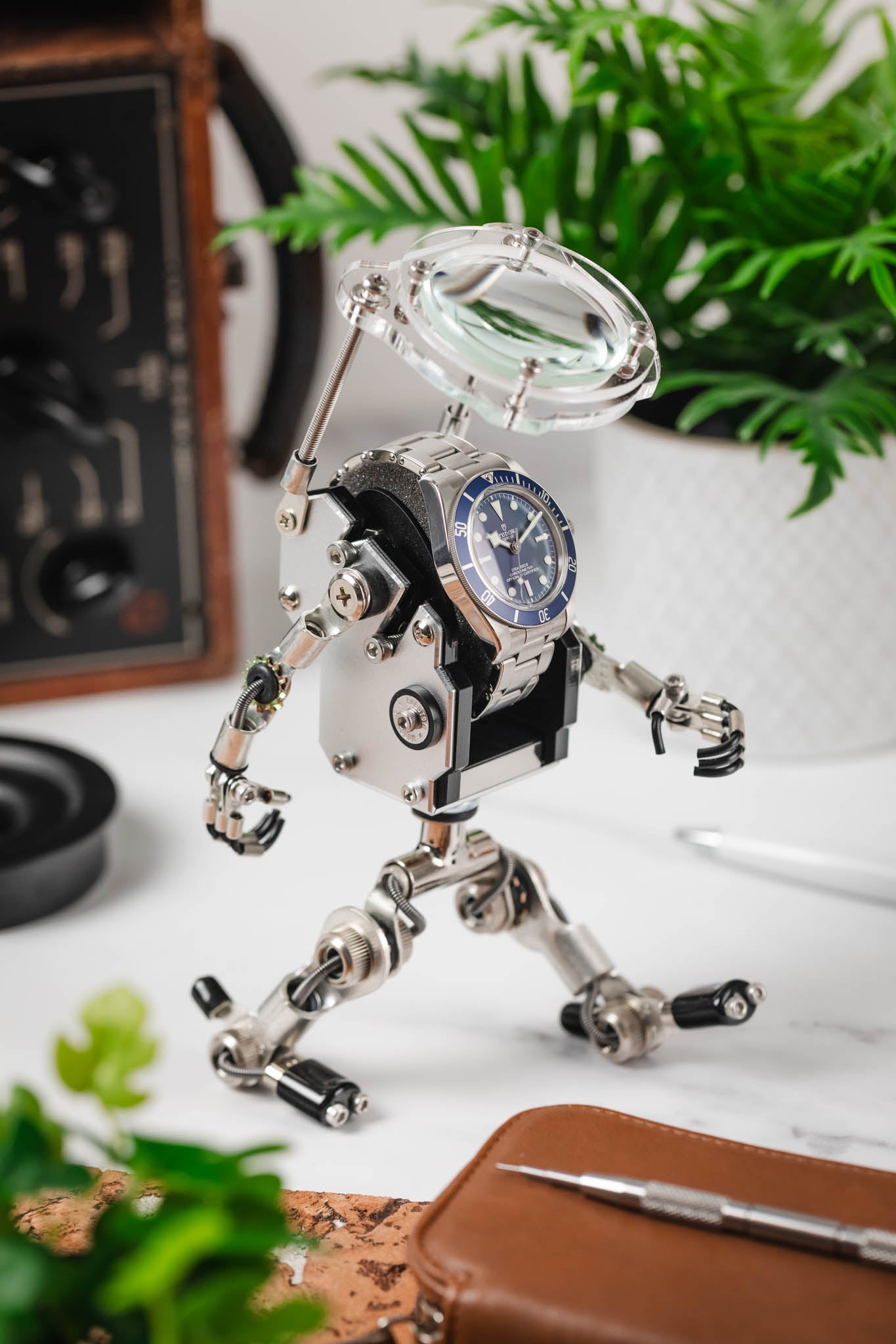 ROBOTOYS - BOLT - Watch display stand